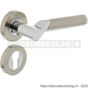 Intersteel 1701 deurkruk Casper op rozet verdekt diameter 52x10 mm met nokken en cilinderrozetten chroom-nikkel mat - R26004939 - afbeelding 1
