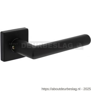 Intersteel Living 0058 deurkruk Broome met rozet verdekt 50x50x10 mm met nokken zwart - R26009126 - afbeelding 1