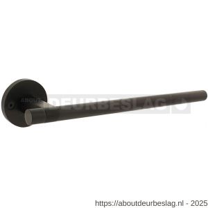 Intersteel 0719 deurkruk gatdeel rechts Shiraat by Grand en Johnson op rozet met schroefgaten diameter 55x8 mm PVD zwart - R26011288 - afbeelding 1