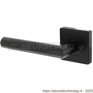 Intersteel 1707 deurkruk gatdeel links Bastian op rozet 55x55x10 mm met nokken zwart - R26009158 - afbeelding 1