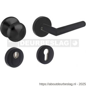 Intersteel Living 4057 set voordeurbeslag rond voordeurknop met SKG rozetten en deurkruk op rozet structuur zwart - R26010329 - afbeelding 1