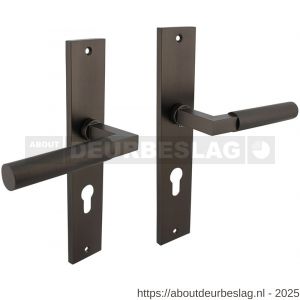 Intersteel Living 1742 deurkruk Baustil op schild rechthoekig 245x45 mm profielcilindergat 72 mm antraciet grijs - R26010404 - afbeelding 1