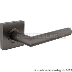 Intersteel Living 1747 deurkruk Bastian op rozet verdekt 55x55x10 mm met nokken antraciet grijs - R26011023 - afbeelding 1