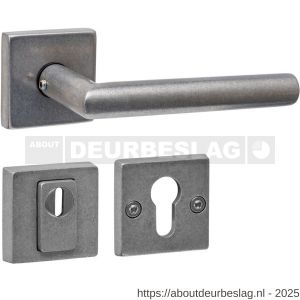 Intersteel 4057 set achterdeurbeslag vierkant deurkruk Jura met massieve rozetten en SKG3 veiligheidsrozetten RVS getrommeld - R26010827 - afbeelding 1