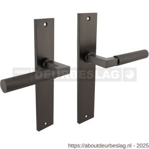 Intersteel 1742 deurkruk Baustil op schild rechthoekig 245x45 mm blind antraciet grijs - R26011193 - afbeelding 1