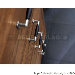 Intersteel Living 5616 handgreep recht ebbenhout 108 mm chroom - R26005033 - afbeelding 3
