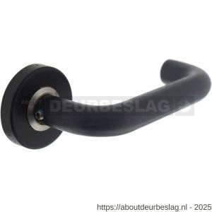 Intersteel Living 0573 deurkruk Bern op rozet verdekt diameter 53x10 mm structuur zwart - R26006753 - afbeelding 1