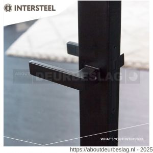 Intersteel Living 0922 deurkruk Amsterdam met rozet zelfklevend 30x30x3 mm structuur zwart - R26009409 - afbeelding 4