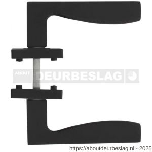 Intersteel Living 1710 deurkruk Apollo op rozet verdekt 55x55x10 mm met nokken zwart - R26006758 - afbeelding 2