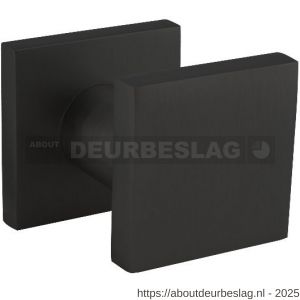 Intersteel Living 3929 voordeurknop vierkant 59x59 mm verkropt op achterplaat 60x60 mm éénzijdige montage aluminium zwart - R26009940 - afbeelding 1