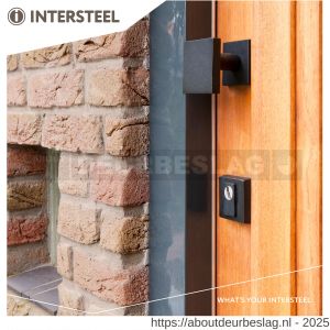 Intersteel Living 3930 voordeurknop vierkant 64x64 mm op achterplaat 54x54 mm verkropt éénzijdige montage structuur zwart - R26006805 - afbeelding 3
