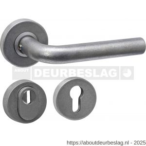 Intersteel 4057 set achterdeurbeslag rond deurkruk Luzern met massieve rozetten en SKG3 veiligheidsrozetten RVS getrommeld - R26010829 - afbeelding 1