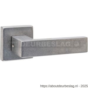 Intersteel 4057 deurkruk Amsterdam met rozet massief verdekt 53x53x10 mm met nokken RVS getrommeld - R26010826 - afbeelding 1