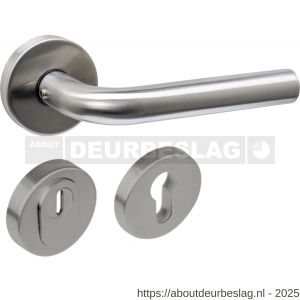 Intersteel 4057 set achterdeurbeslag rond deurkruk Luzern met massieve rozetten en SKG3 veiligheidsrozetten RVS - R26010821 - afbeelding 1