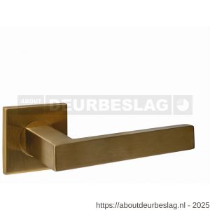 Intersteel Essentials 1035 deurkruk Q 05 op rozet verdekt 53x53x6 mm PVD messing mat - R26010970 - afbeelding 1
