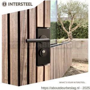 Intersteel Living 4057 set achterdeurbeslag rond deurkruk Jura met massieve rozetten en SKG3 veiligheidsrozetten structuur zwart - R26009689 - afbeelding 2
