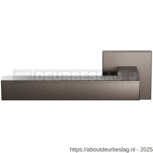 GPF Bouwbeslag Anastasius GPF1302.A1-02 L Zaki+ deurkruk gatdeel op vierkant rozet 50x50x8 mm linkswijzend Dark blend - R21010030 - afbeelding 1