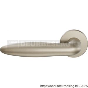 GPF Bouwbeslag Anastasius GPF1315.A4-00 L/R Pepe deurkruk gatdeel op rond rozet 50x8 mm links-rechtswijzend Champagne blend - R21010049 - afbeelding 1