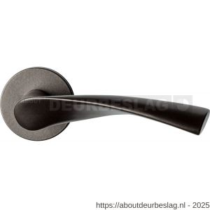 GPF Bouwbeslag Anastasius GPF1340.A1-00 R Kino deurkruk gatdeel op rond rozet 50x8 mm rechtswijzend Dark blend - R21010060 - afbeelding 1