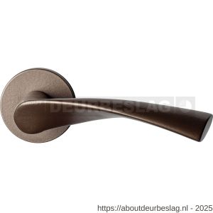 GPF Bouwbeslag Anastasius GPF1340.A2-00 Kino deurkruk op rond rozet 50xx8 mm Bronze blend - R21010620 - afbeelding 1