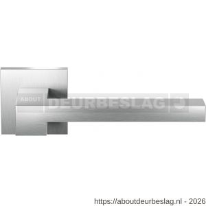 GPF Bouwbeslag RVS GPF3160.02R Raa deurkruk gatdeel op vierkant rozet 50x50x8 mm rechtswijzend RVS geborsteld - R21010189 - afbeelding 1