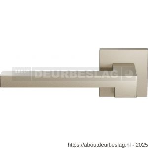 GPF Bouwbeslag Anastasius GPF3160.A4-02 L Raa deurkruk gatdeel op vierkant rozet 50x50x8 mm linkswijzend Champagne blend - R21010196 - afbeelding 1
