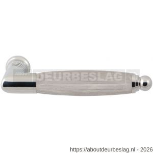 GPF Bouwbeslag RVS GPF4112L/R Ika deurkruk gatdeel haaks met ronde eindknop links-rechtswijzend RVS gepolijst-eiken whitewash - R21002780 - afbeelding 1