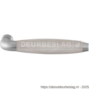 GPF Bouwbeslag RVS GPF4243 XL Ika XL deurkruk gebogen met trapezium eindknop RVS geborsteld-eiken whitewash - R21002813 - afbeelding 1