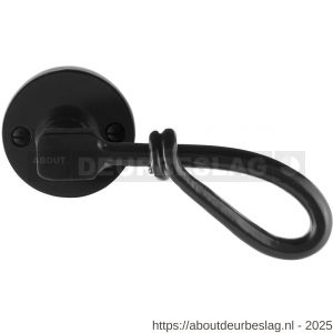 GPF Bouwbeslag Smeedijzer GPF6255.60-00 Sula deurkruk op rond rozet 53x5 mm smeedijzer zwart - R21009017 - afbeelding 1