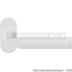 GPF Bouwbeslag ZwartWit GPF8214.62-04R Kuri deurkruk gatdeel op ovaal rozet 70x32x10 mm rechtswijzend wit - R21013957 - afbeelding 1