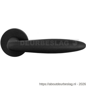 GPF Bouwbeslag ZwartWit GPF8220.61-00 Pepe deurkruk op rond rozet 50x8 mm zwart - R21009336 - afbeelding 1