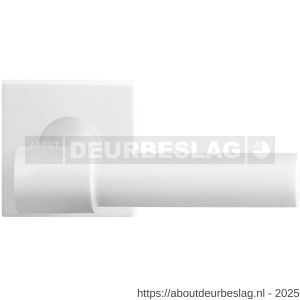 GPF Bouwbeslag ZwartWit GPF8236.62-02R Hipi Deux+ deurkruk gatdeel op vierkant rozet 50x50x8 mm rechtswijzend wit - R21013991 - afbeelding 1