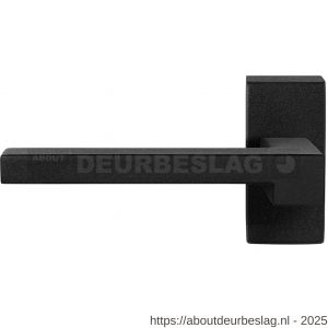 GPF Bouwbeslag ZwartWit GPF8285.61-01L Raa deurkruk gatdeel op rechthoekig rozet 70x32x10 mm linkswijzend zwart - R21010358 - afbeelding 1