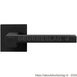 GPF Bouwbeslag ZwartWit GPF8285.61-02 Raa deurkruk op vierkant rozet 50x50x8 mm zwart - R21009396 - afbeelding 1