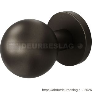 GPF Bouwbeslag Anastasius GPF9954.A1-00 S1 kogel deurknop 50 mm draaibaar met ronde rozet Dark blend - R21016632 - afbeelding 1